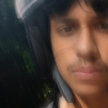 1000235715